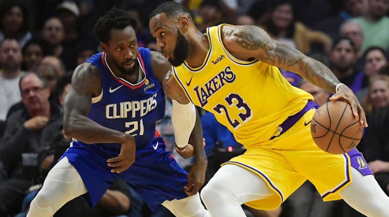 LeBron James ante los Clippers.