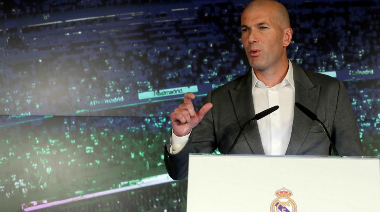 Zinedine Zidane, al regresar al cargo del DT del Real Madrid. 