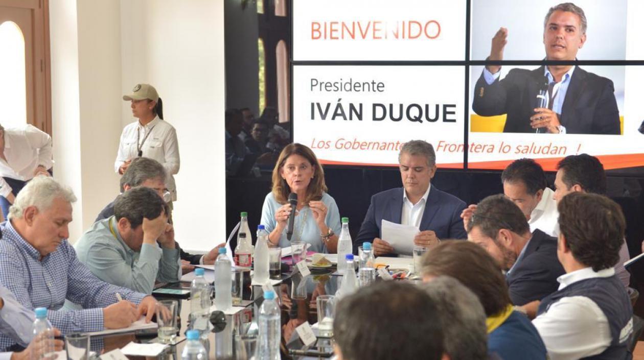 El Presidente Iván Duque y la Vicepresidenta Marta Lucía Ramírez, durante el encuentro en Cúcuta.