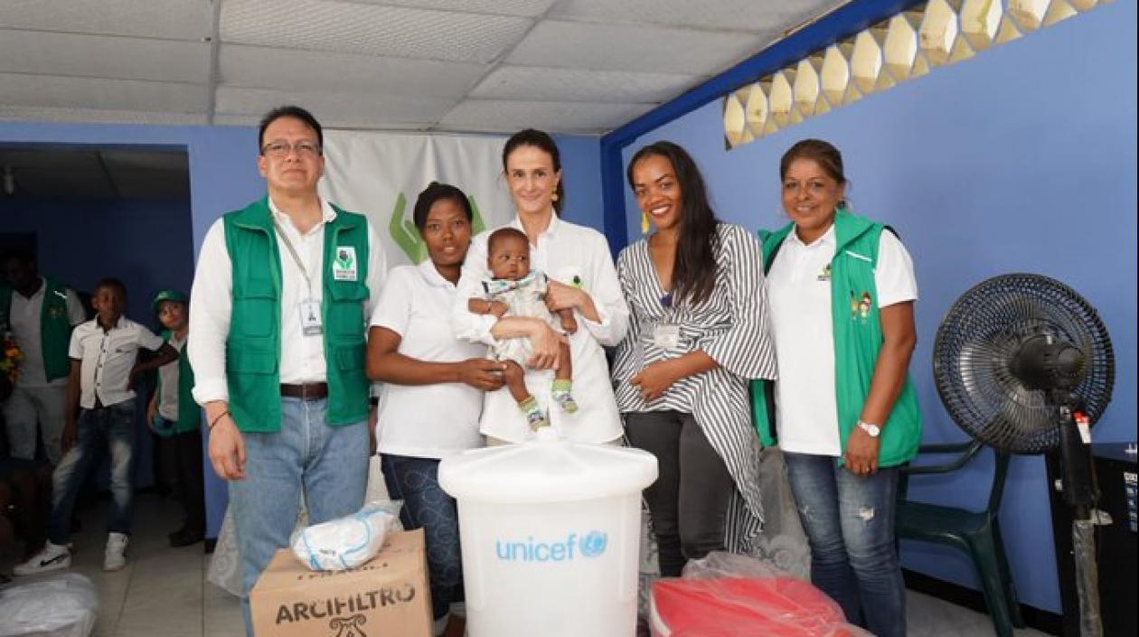  Juliana Pungiluppi visitó el Centro de Desarrollo Infantil (CDI) Nuevo Horizonte donde son atendidos 80 niñas y niños de Primera Infancia.