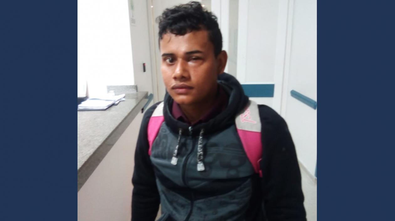 Al vigilante Yosimar Rozo, de 26 años, le dieron tres días de incapacidad.