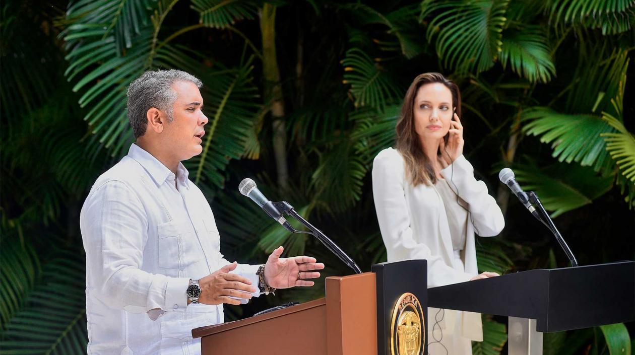 El Presidente Iván Duque y la acrtiz Angelina Jolie.