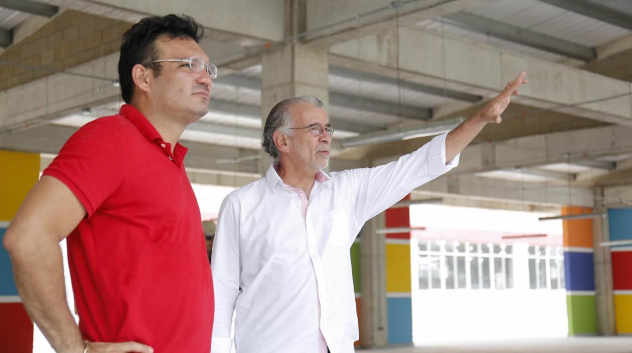 El Secretario de Educación, Dagoberto Barraza y el Gobernador, Eduardo Verano.