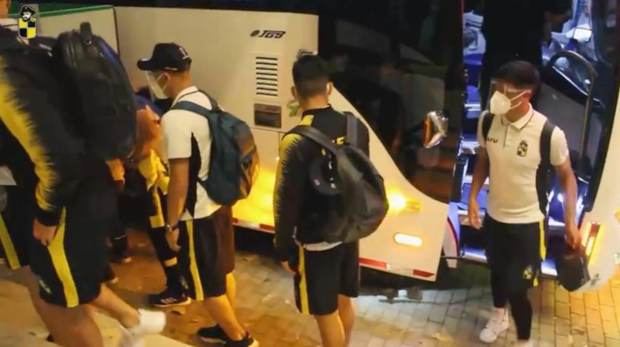 Jugadores de Coquimbo a su llegada a Barranquilla. 