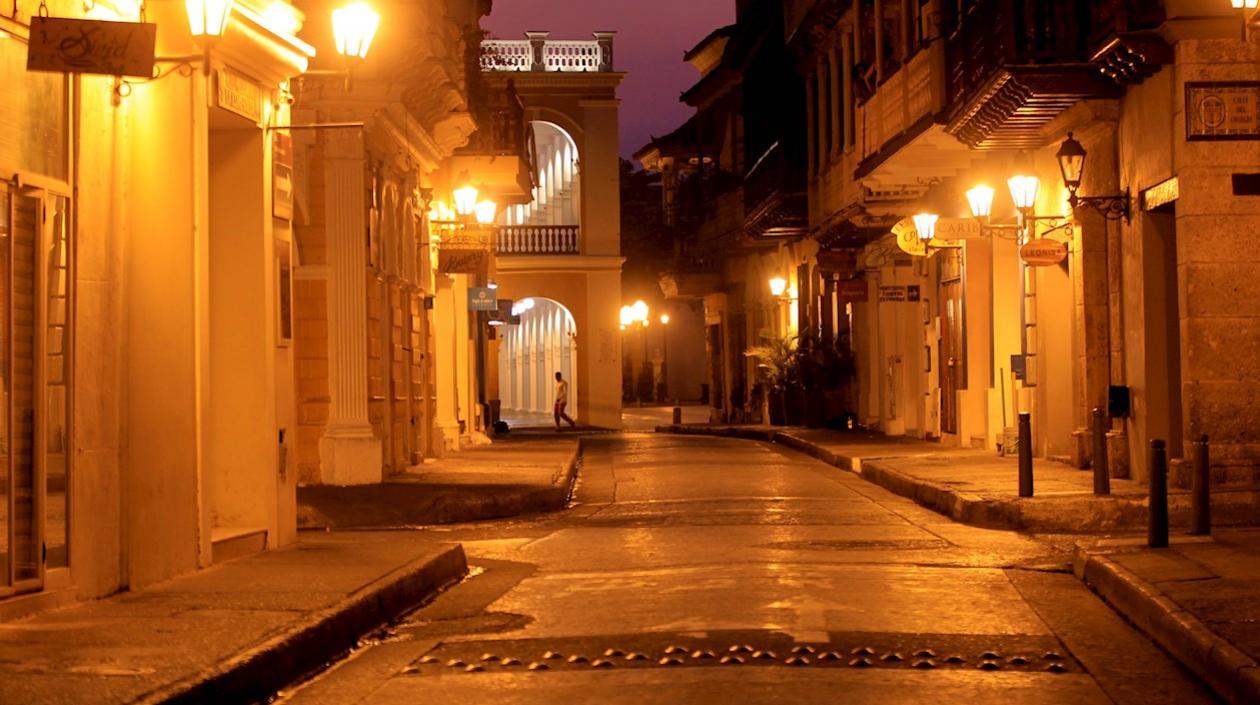 Calles de Cartagena en toque de queda.