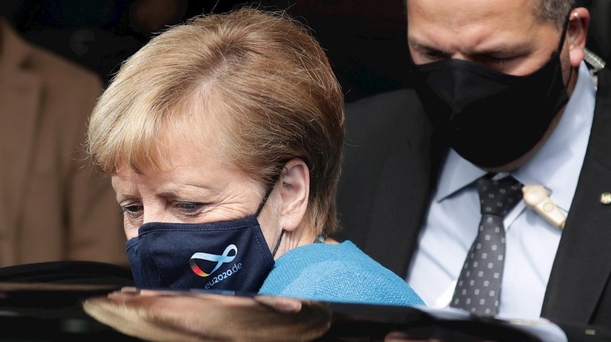 La canciller alemana, Angela Merkel, defendió hoy la decisión de atender en el país al líder opositor ruso Alexéi Navalni.