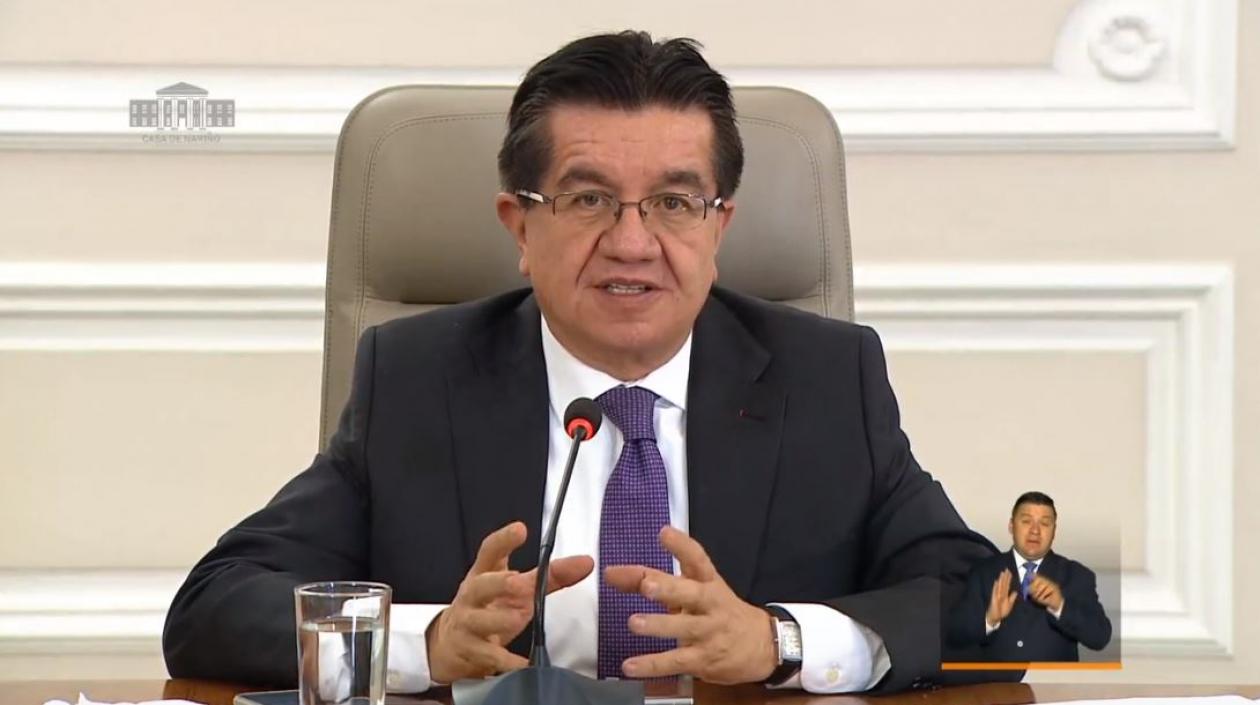 Ministro de Salud, Fernando Ruíz.