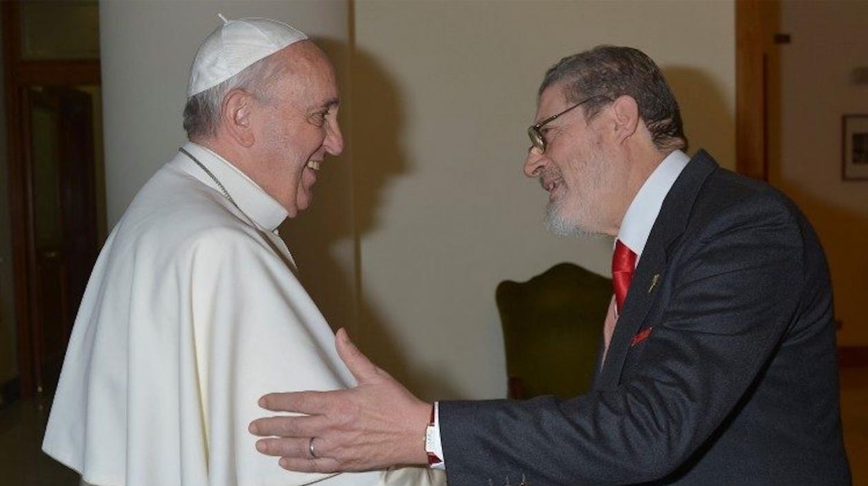 Papa Francesco y su médico Fabrizio Soccorsi.
