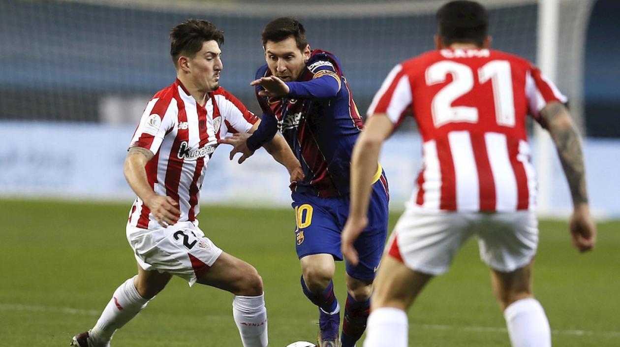 Leo Messi en una acción del partido poco antes de la expulsión.