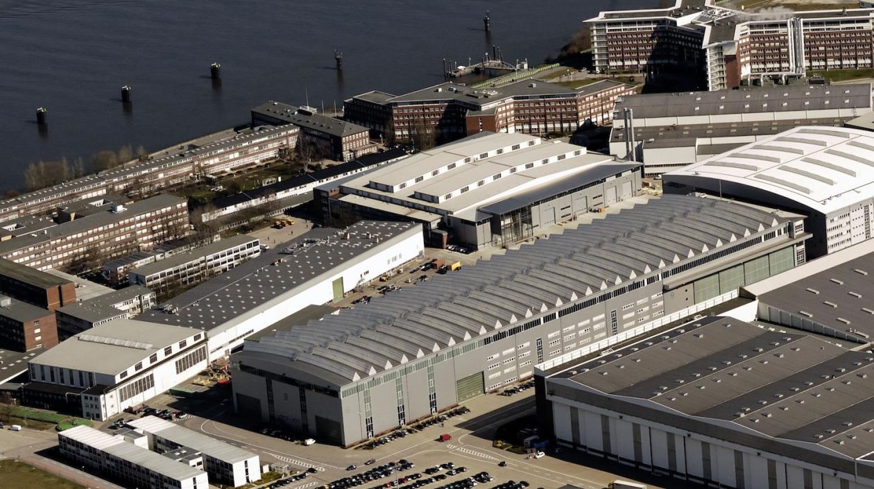 Vista aérea de la fábrica de Airbus en Hamburgo, Alemania.