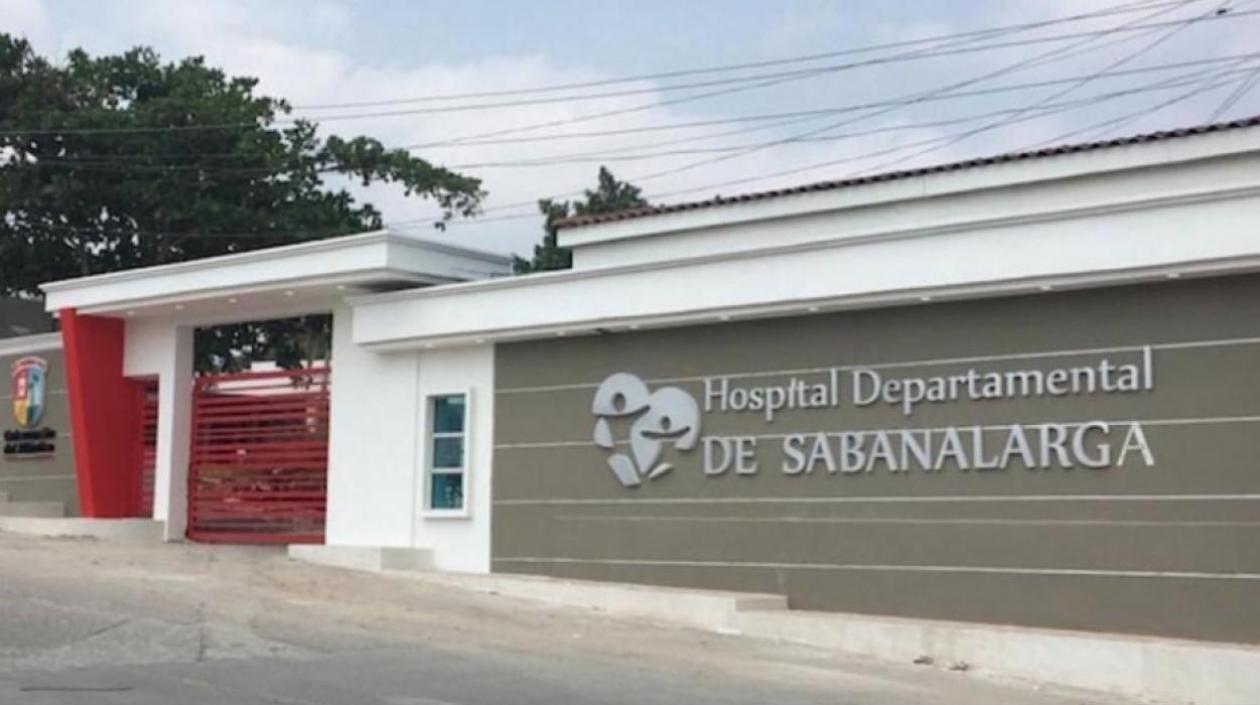 Los dos jóvenes son atendidos en el Hospital Departamental de Sabanalarga.