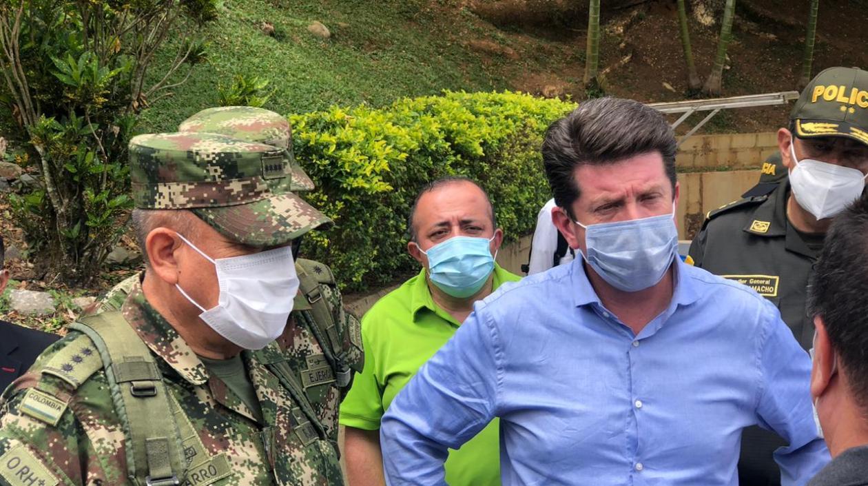 Ministro de Defensa viajó a Andes, ante los hechos ocurridos en el corregimiento de Tapartó. 