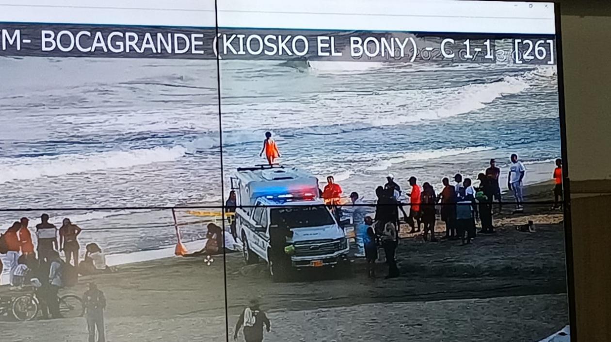 Momentos en que fue hallado el cuerpo del turista paisa en Bocagrand
