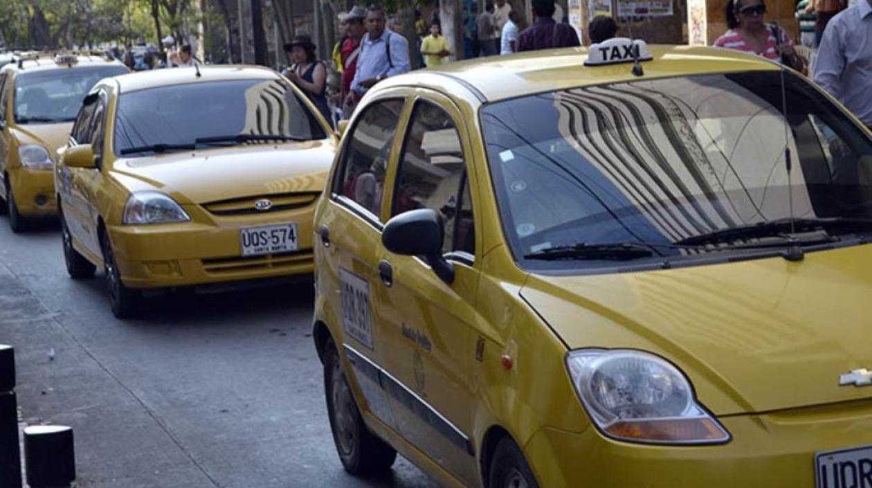 El objetivo es que los taxis atiendan la alta demanda en diciembre.