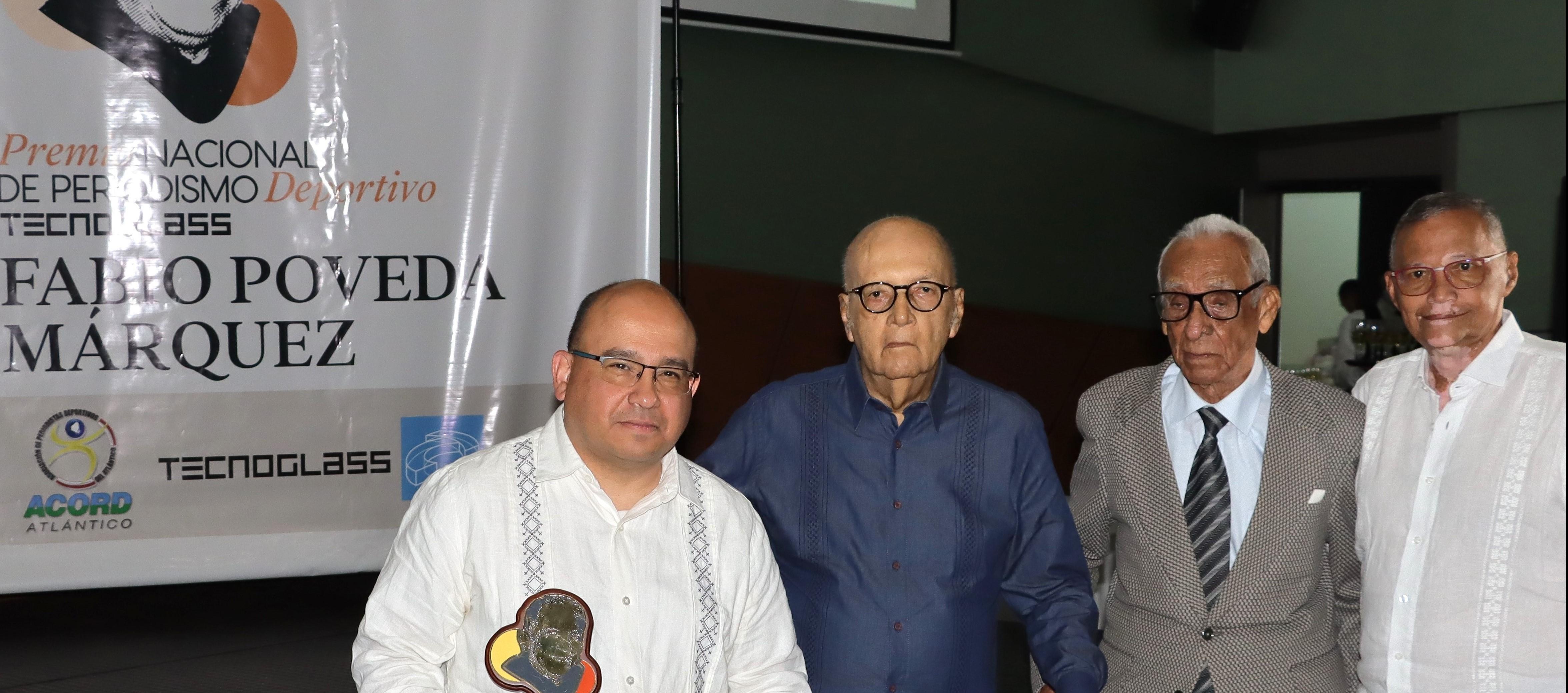 José Ascensio, Jorge Humberto Klee, Guillermo Rodríguez y Ricardo Ordóñez, periodistas galardonados. 