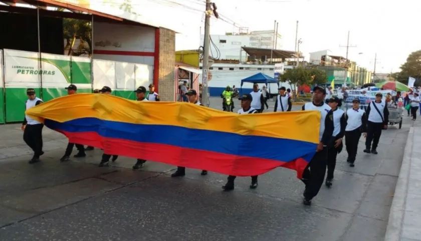 Marcha del Silencio en su recorrido hacia la Plaza de la Paz.