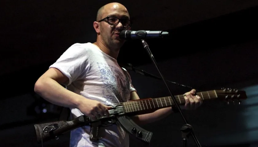El cantante bogotano César López.