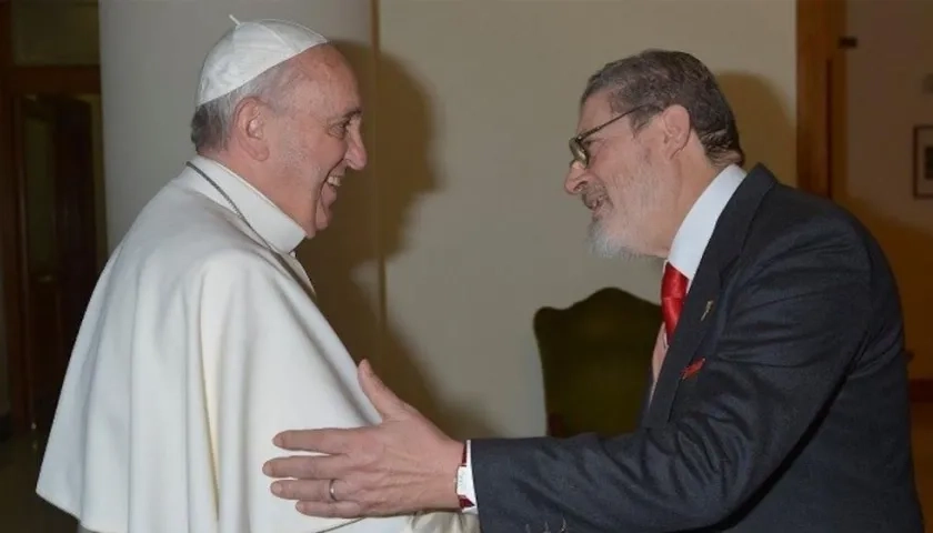 Papa Francesco y su médico Fabrizio Soccorsi.