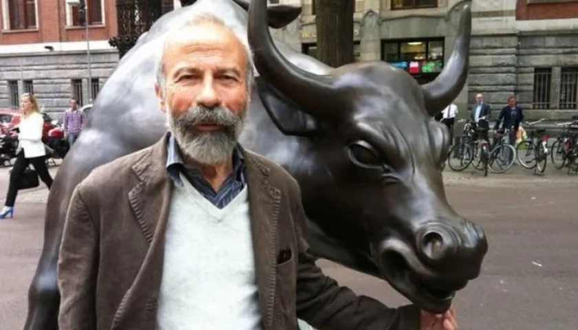Arturo di Modica, autor de icónica estatua del toro de Wall Street.