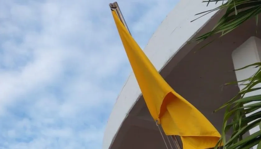 Dimar sacó bandera amarilla para actividades acuáticas por fuertes vientos.