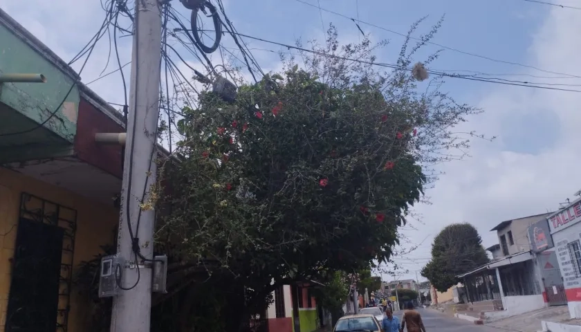 Lugar del accidente con el cable en el barrio Chiquinquirá