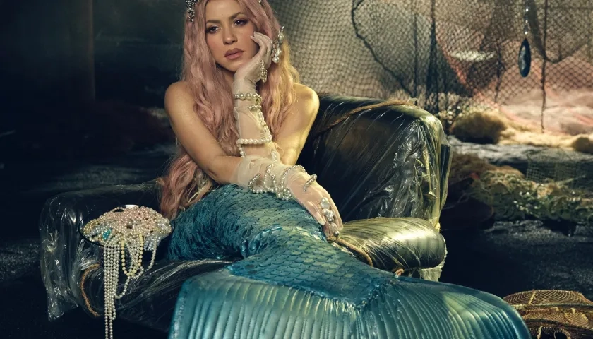 Shakira es una hermosa sirena en el video de 'Copa vacía'.