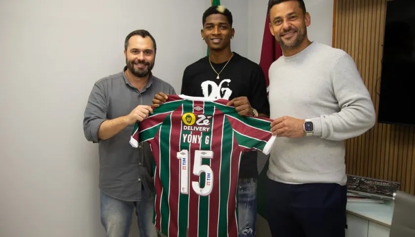 Yony González ya vistió la camiseta del Fluminense en 2019.