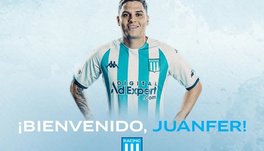 El anuncio de Juan Fernando Quintero como nuevo jugador de Racing.  