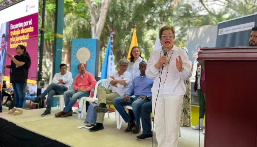 La Ministra de Trabajo, Gloria Inés Ramírez, en el inicio de la campaña.