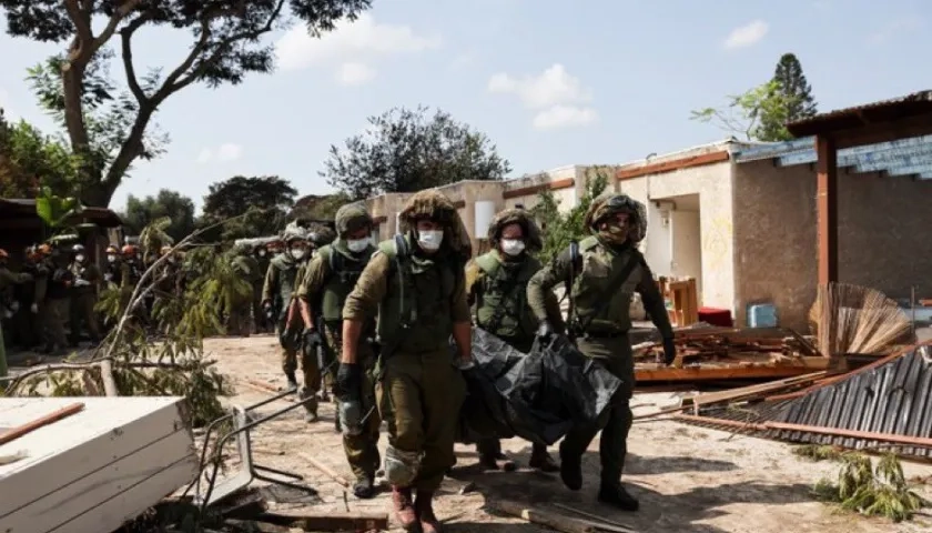 En la zona de kibutz Beeri y Kfar Aza fueron hallados decenas de cuerpos