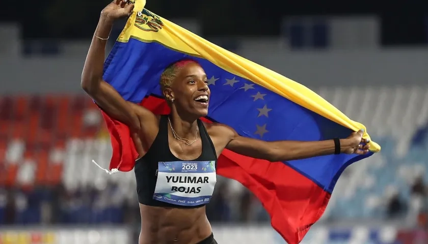 Yulimar Rojas es la actual poseedora del récord mundial de salto triple. 