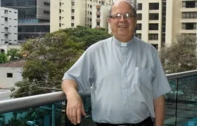 Padre Rector Gabriel Jaime Pérez.
