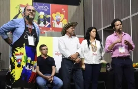 Los expertos Manuel Martínez, Luis Mariño, Claudia Vasco y Santiago Giraldo.