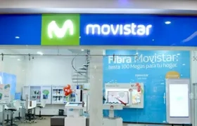 Una fachada de una de las tiendas de Movistar.