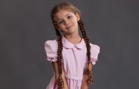 Isabella Damla Güvenilir , actriz infantil que dio vida a Elif. 