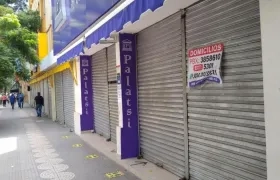 Locales cerrados en el Centro de Barranquilla.