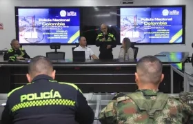 Autoridades de Policía y Alcaldía.