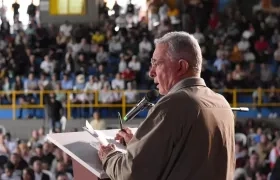 Álvaro Uribe durante su intervención en Popayán.