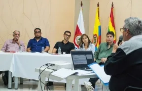 Estuvieron en la reunión el Gobernador Eduardo Verano, el alcalde de Puerto Colombia, Plinio Cedeño, el secretario del Interior José Luque, diputada Lourdes López y el vocero Eduardo Munarriz.