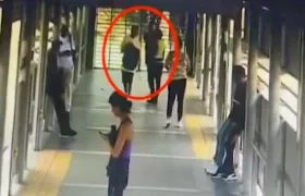 Video de la cámara de seguridad de la estación del MIO. 