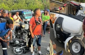 En el accidente resultaron involucrados un motocarro, una motocicleta y un vehículo particular