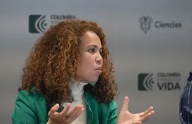 La ministra de Ciencia, Tecnología e Investigación, Ángela Yessenia Olaya Requene.
