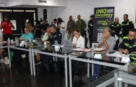 Reunión de las autoridades en el Comando de la Policía Metropolitana de Barranquilla. 