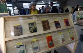 Ejemplares de 'La vorágine' en los estantes de la Feria Internacional del Libro.