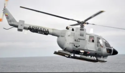 La Armada dispuso también de un avión patrullero marítimo para que busque la lancha.