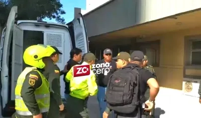 Cristian Bellón llegó custodiado por la Fiscalía y la Policía.