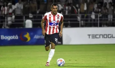 Marlon Piedrahíta, lateral derecho de Junior. 