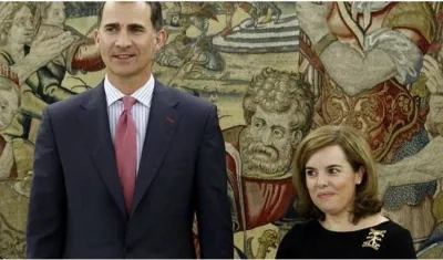 La vicepresidenta del Gobierno español, Soraya Sáenz de Santamaría, acompañará hoy a Felipe VI en la cena de bienvenida y mañana en la inauguración. 