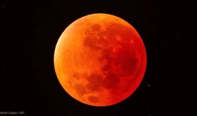La Luna tomará un color rojo este viernes desde las 8:22 de la noche.