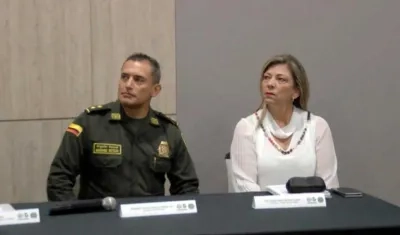 General Mariano Botero, comandante de la Mebar, y la directora seccional de Fiscalía, Ángela Bedoya.